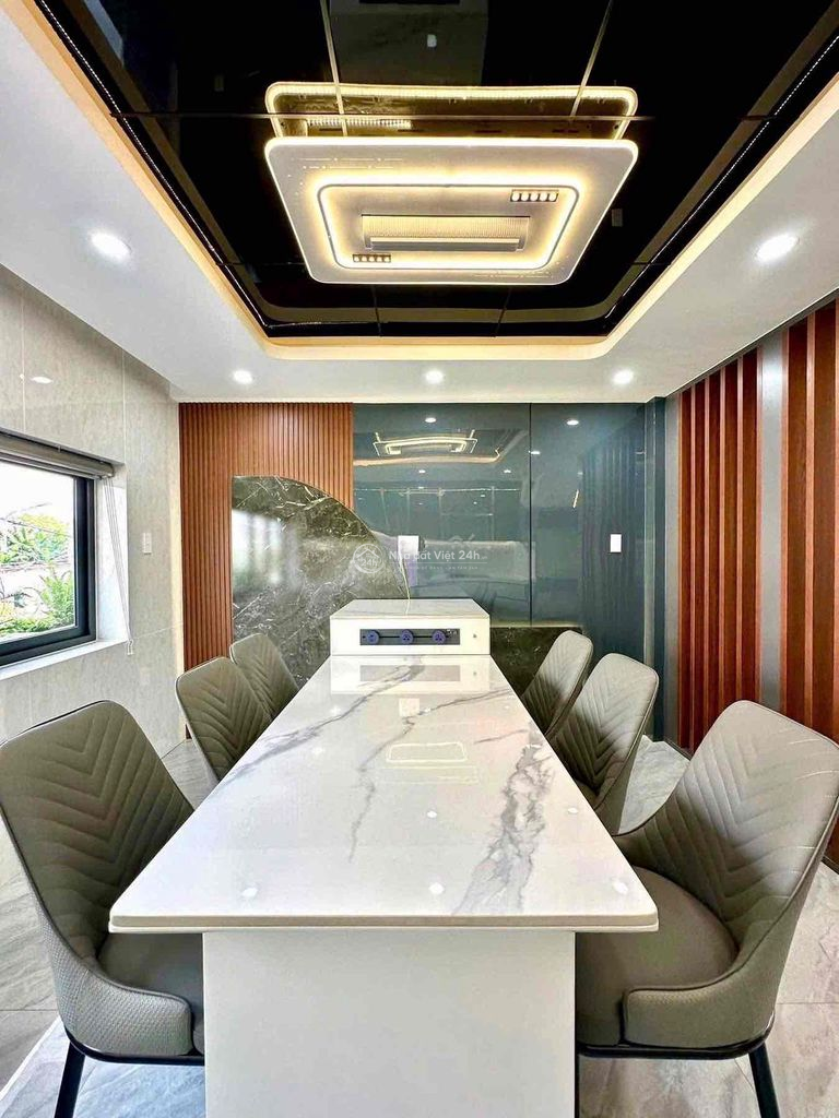 Nhà 4 Phòng Ngủ - Gara Ôtô - Mặt Tiền Thạnh Lộc 39 Quận 12