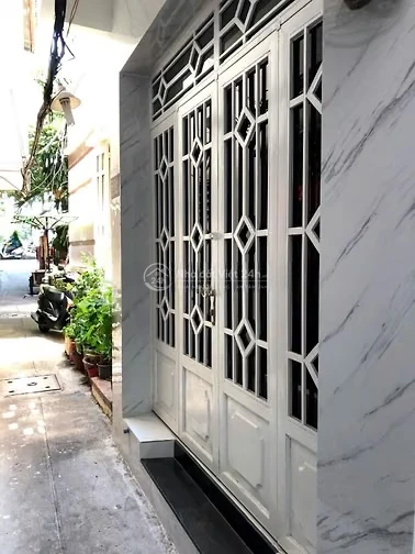 Bán nhà đường Trần Quang Khải, Phường Tân Định, Quận 1, sổ hồng