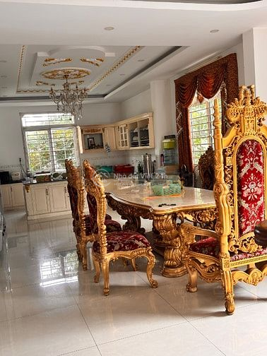 BÁN BIỆT THỰ CỔ ĐIỂN SÂN VƯỜN QUỸ ĐẤT LỚN HIẾM CÓ QUẬN 12