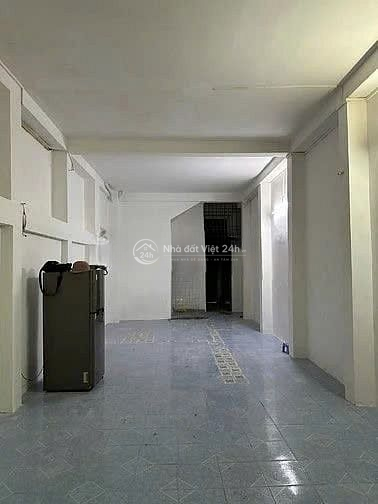 Cho Thuê Nhà 35/7 Bùi viện, Phường Bến Thành, Quận 1, hẻm xe hơi