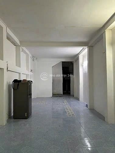 Cho Thuê Nhà 35/7 Bùi viện, Phường Bến Thành, Quận 1, hẻm xe hơi