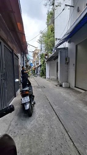 Bán nhà hẻm ô tô Hồng Lạc, Tân Bình, 5.4x16, 4 tầng, cực ngon, nhỉnh 1