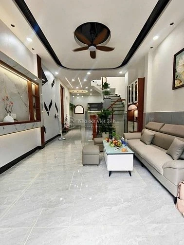 Cần di chuyển chỗ ở do công việc nên bán rẻ nhà này giá chỉ 465tr