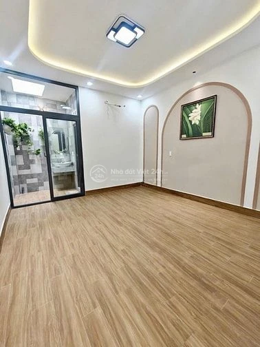 Cần di chuyển chỗ ở do công việc nên bán rẻ nhà này giá chỉ 465tr