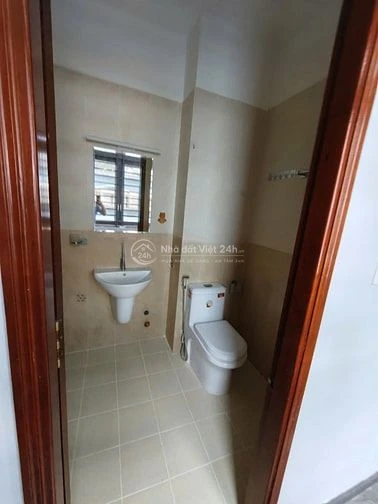 nhà mới xây 2 mặt tiền 107 Lý Chiêu Hoàng 4x28 5 tầng