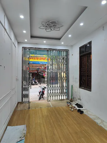 Cho thuê nhà mặt phố làm văn phòng/ cửa hàng tại Phố Nguyễn Viết Xuân