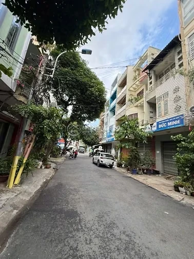 Bán nhà số 8 đường 10A,P khánh hội Q4,dt:4x14m,giá: 17.5tỷ(4 tầng)