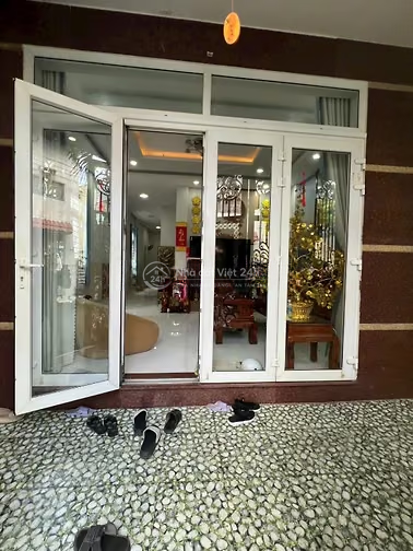 Bán nhà 2 mặt tiền nhựa hẻm 6,5 m. Phường Thới An. TPHCM