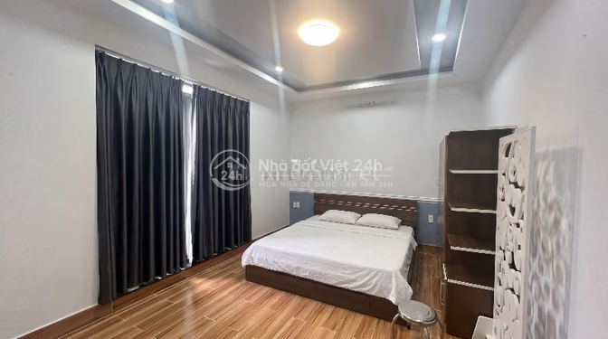Chính chủ bán nhà khu Phan Xích Long - Phú Nhuận, 51m2, 3 lầu, ST, 4PN