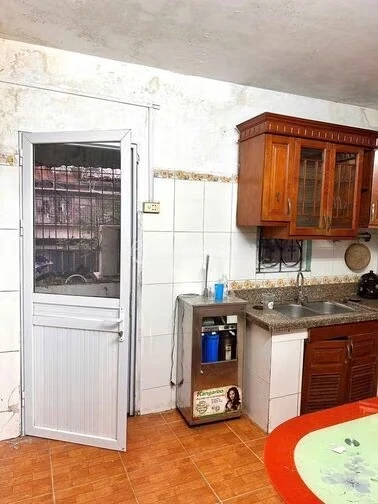 CHÍNH CHỦ CHO THUÊ NHÀ TẬP THỂ 65M2, 2 NGỦ, 1 KHÁCH , ĐỦ ĐỒ CƠ BẢN