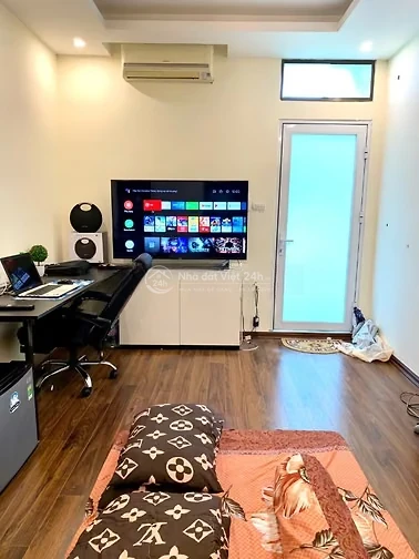 cho thuê nhà nguyên căn 3.5 tầng  ngõ 129 Trương Định, Quận Hoàng Mai