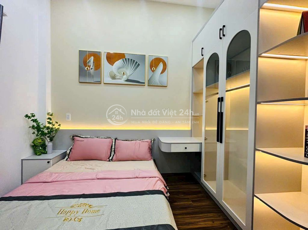 NGỘP NẶNG! BÁN GẤP NHÀ 90M2, 2 TẦNG, HẺM XE HƠI, LÊ VĂN VIỆT