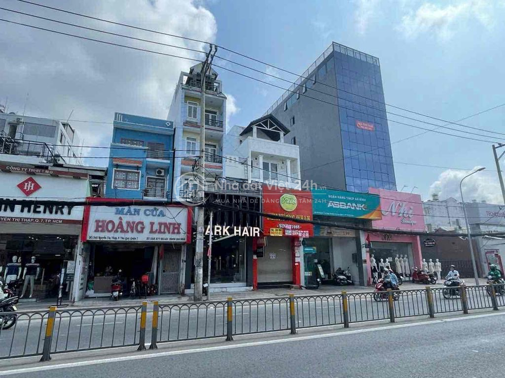 Nhà mặt tiền đường nguyễn thị thập phường tân quy Q7