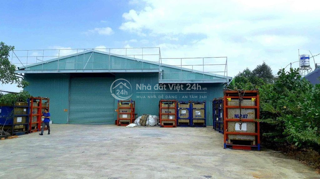 CẦN BÁN KHO XƯỞNG 2800M2 TẠI PHÚ MỸ BRVT