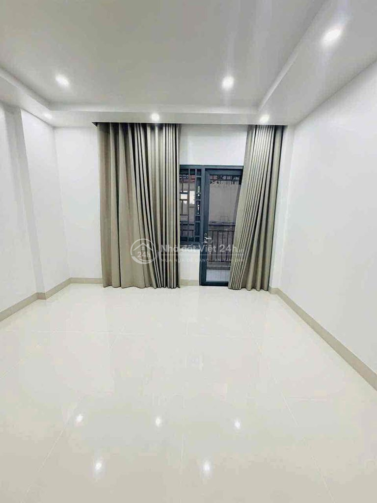 CHO THUÊ NHÀ SÁT KHU ĐÔ THỊ VẠN PHÚC CITY