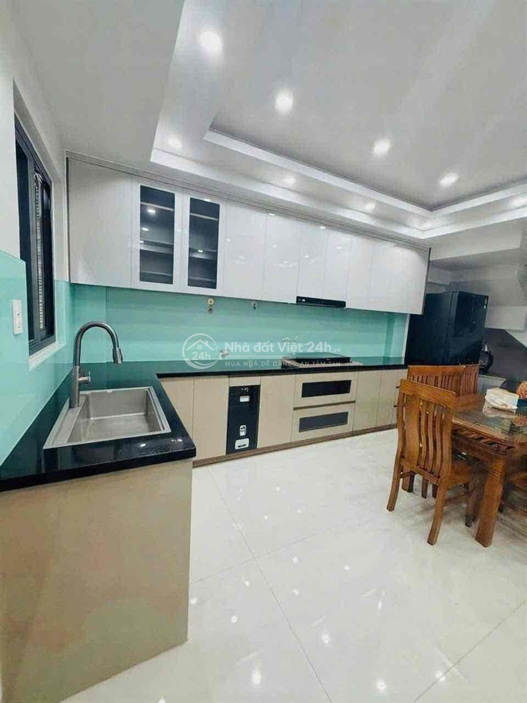 CHO THUÊ NHÀ SÁT KHU ĐÔ THỊ VẠN PHÚC CITY