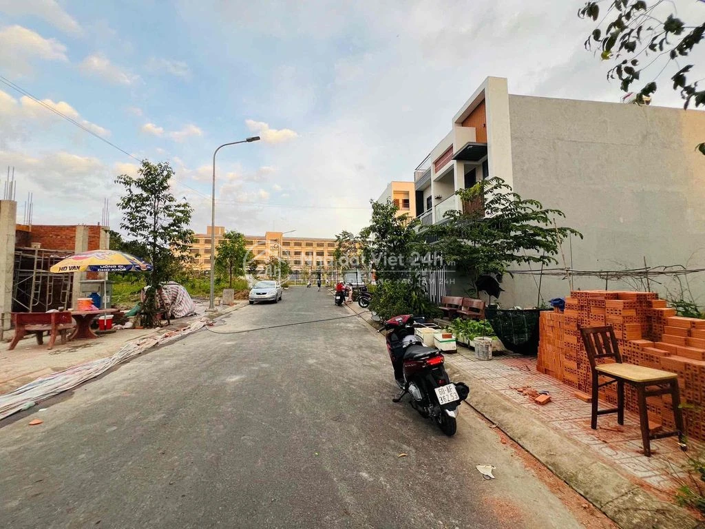 Bán 1 số lô đường F6,F7 KDC Bửu Long giá 3,5 tỷ sổ sẵn sang tên ngay