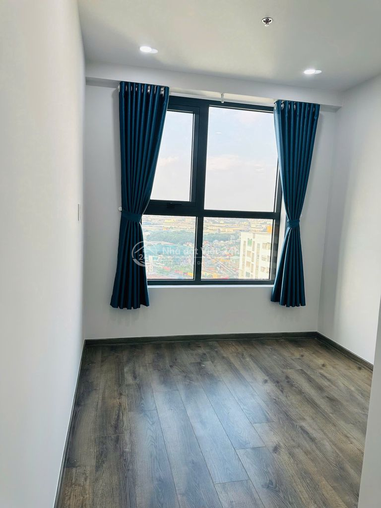 Bán căn hộ Bcons Polygon căn. 1PN 1,8 tỷ. 2PN 2,350 tỷ. Bao sang sổ