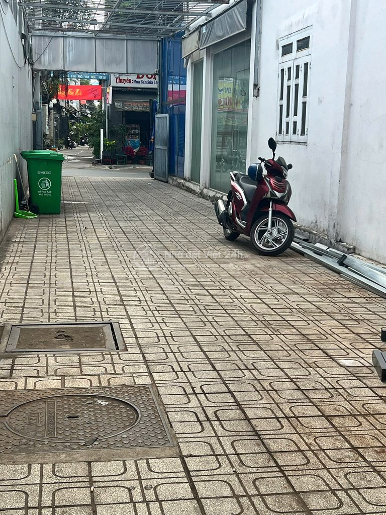 CHO THUÊ MẶT BẰNG - MẶT TIỀN ĐƯỜNG LỚN ĐÔNG ĐÚC, Ngay Căn Hộ đông dân