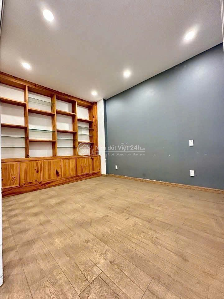 Bán nhà 1 trục thẳng hẻm XH đường Lê Đức Thọ, P.16,Q. Gò Vấp, DT 151m