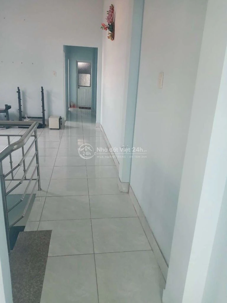 BÁN NHÀ TẠI TT HÓC MÔN