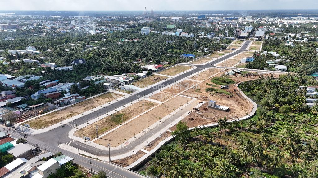 ĐẤT NỀN ĐƯỜNG D7 – CÁCH GO! & CẦU RẠCH MIỄU CHỈ 2 PHÚT