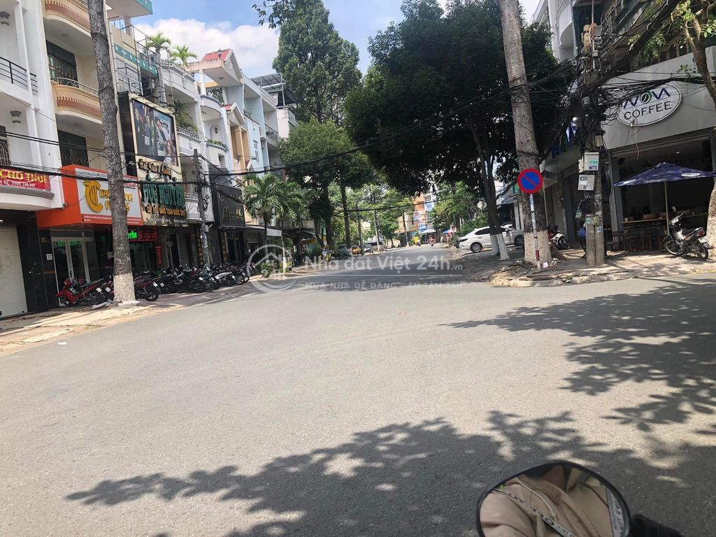 🏡 BÁN NHÀ MẶT TIỀN KINH DOANH – NGAY COOPMART TÊN LỬA - 13.3 TỶ