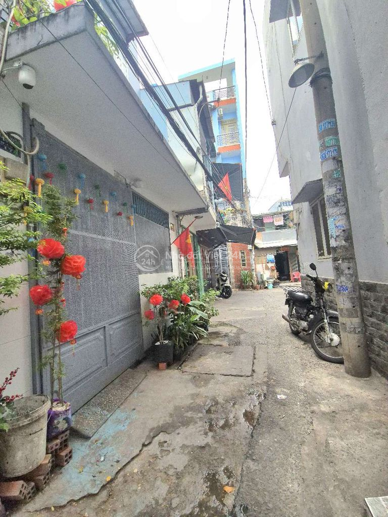 bán nhà 3 Lầu hẻm thông giá 5,1 tỷ