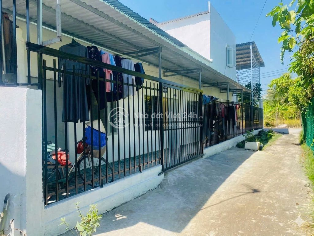 120m2(5mx24m) Nhà góc 2MT xây mới TT Lái Thiêu, vừa ở vừa có dòng tiền