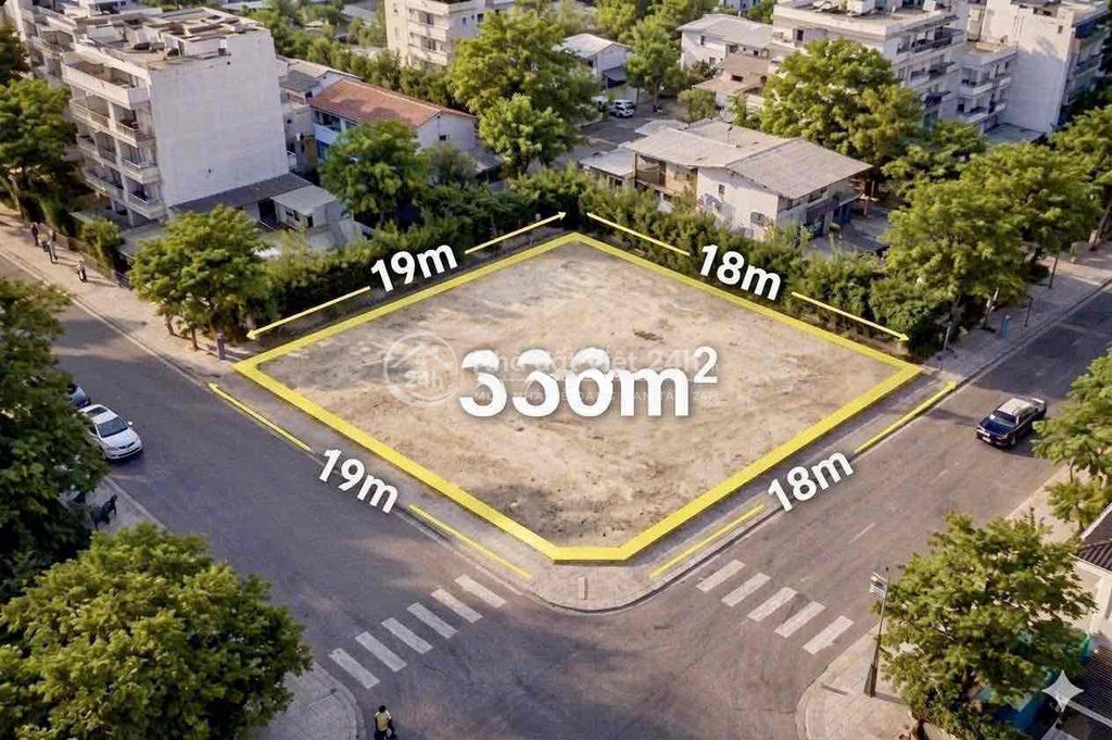 Nhà góc 2 mặt tiền đường số 79 và 42 phường tân quy Q7