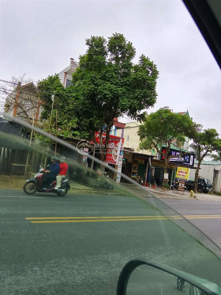 Đất mặt phố Châu Giang Đông Hưng