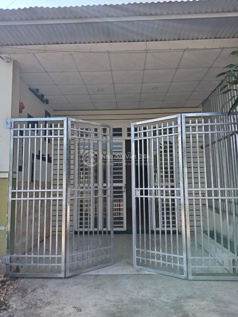 NHÀ TRUNG TÂM thị trấn Đức Tài (Hoài Đức mới)