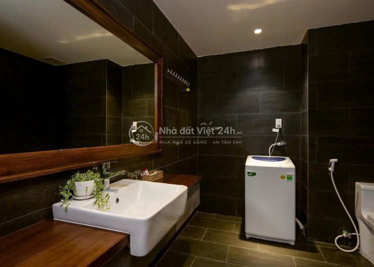Mới 100% - Căn 2PN rộng 50m2 ngay nhà Thờ Tân Định, Q1 , giá 9,9 triệu