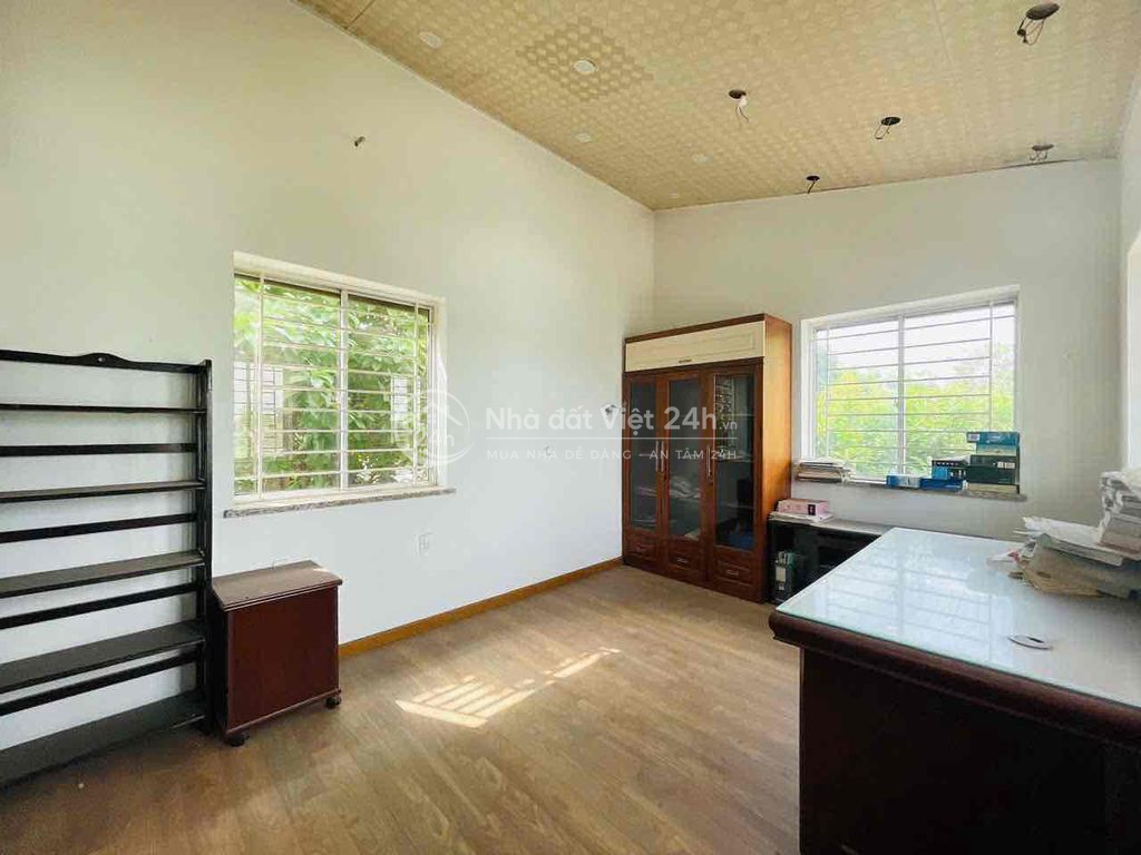 Cho Thuê Biệt Thự (1.300m2) Mặt Tiền Sông Đồng Nai - Bờ Kè Mới- 45tr