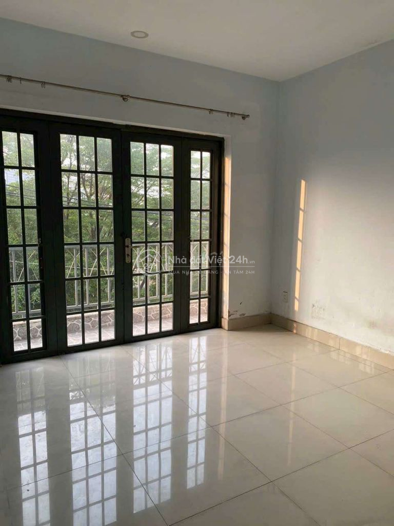 Cần Cho thuê nhà mặt tiền TTN 17.DT 4 x20 .1 trệt 1 Lửng 2 Lầu 4PN 4WS