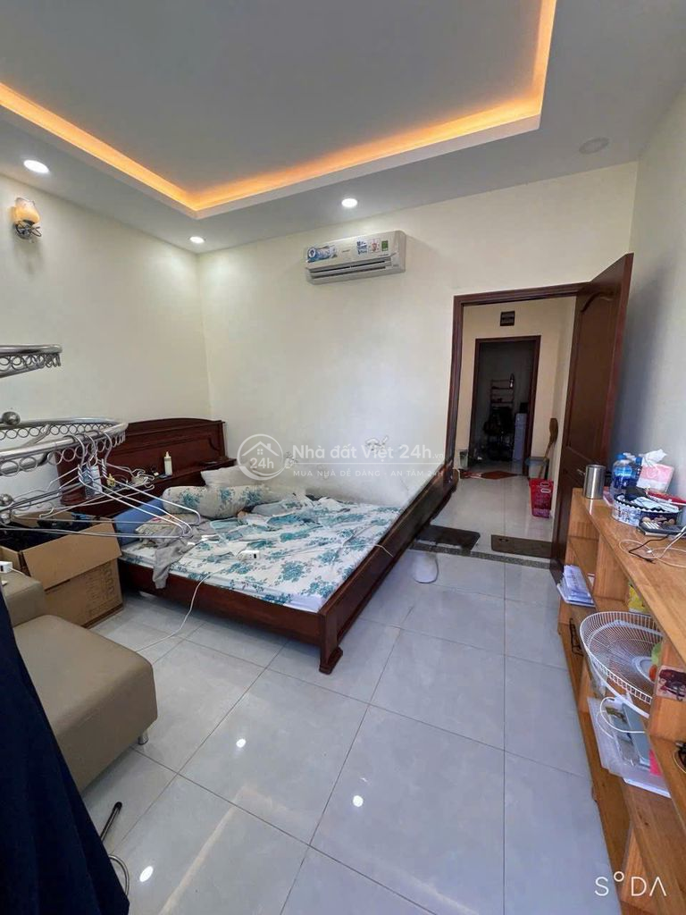 Mặt Tiền đường số 72 khu Bình Phú Q6 Giá 8,3 tỷ còn thương lượng