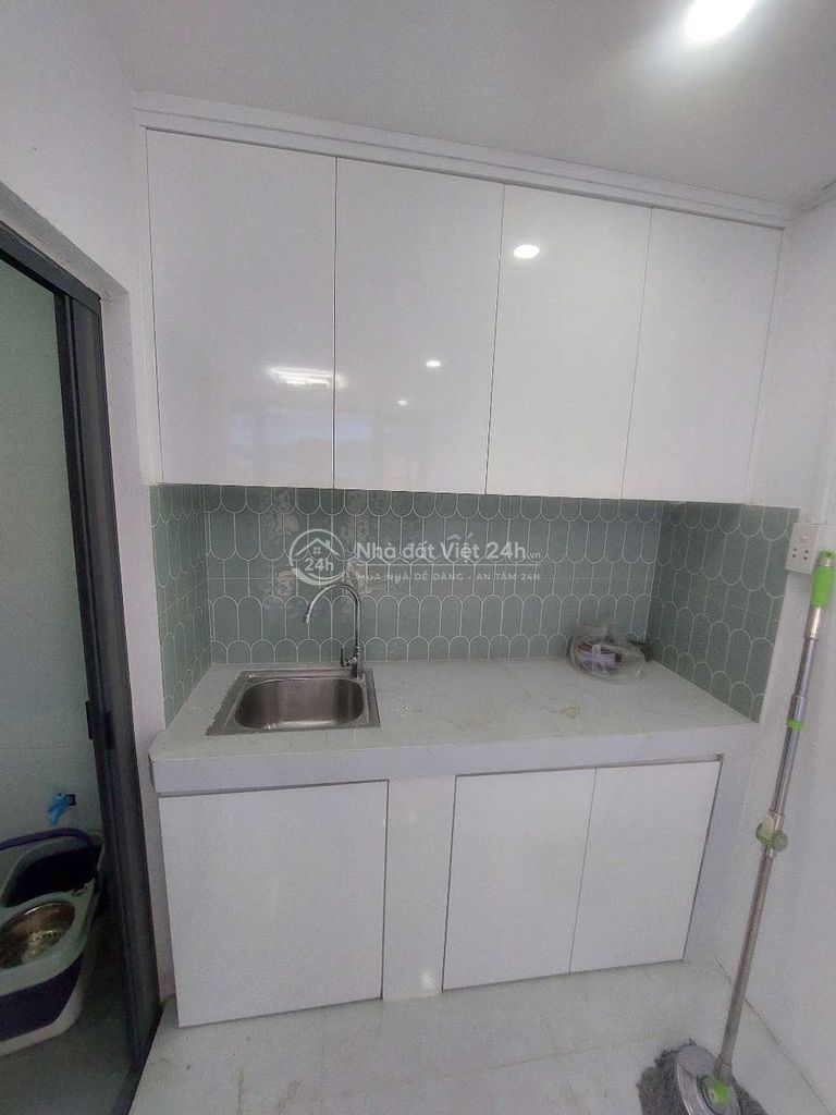 Bán nhà đường Phạm Hùng C1 DT.3m×5m } 1 Lầu 1 Phòng 1 toilet Hẽm chợ
