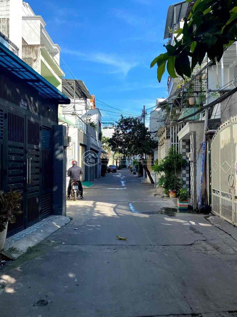 1 Sẹc Nguyễn Kiệm 92m2 - 9.2 tỷ - Ngang 6m - Xe hơi thông