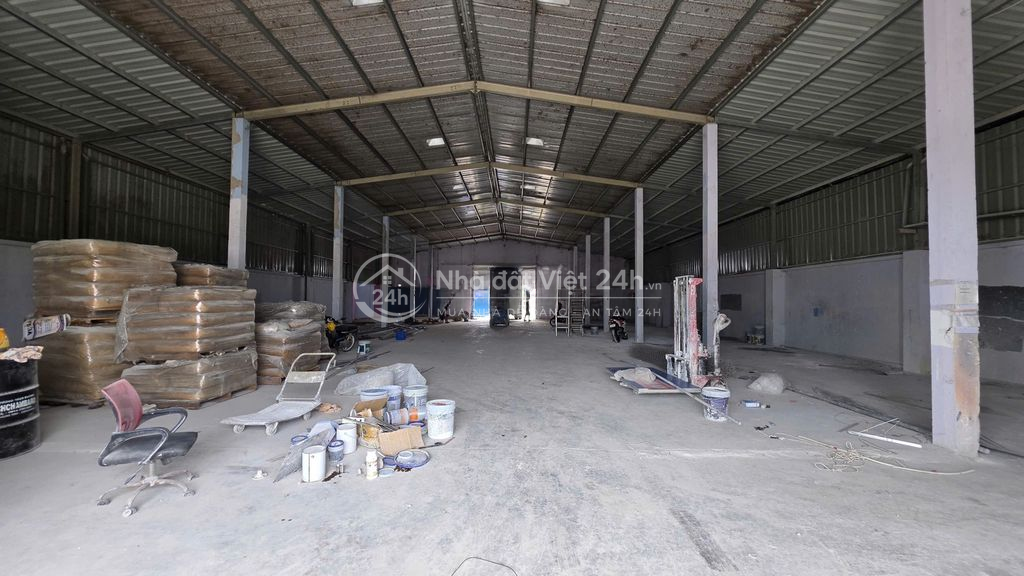 Bán nhà xưởng 20x45, xây full, mặt tiền Nguyễn Thị Ly, gần ngã 3 Giồng
