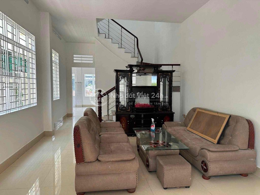 BÁN NHÀ ĐẸP TRONG KHU BIỆT THỰ NGỌC VÂN