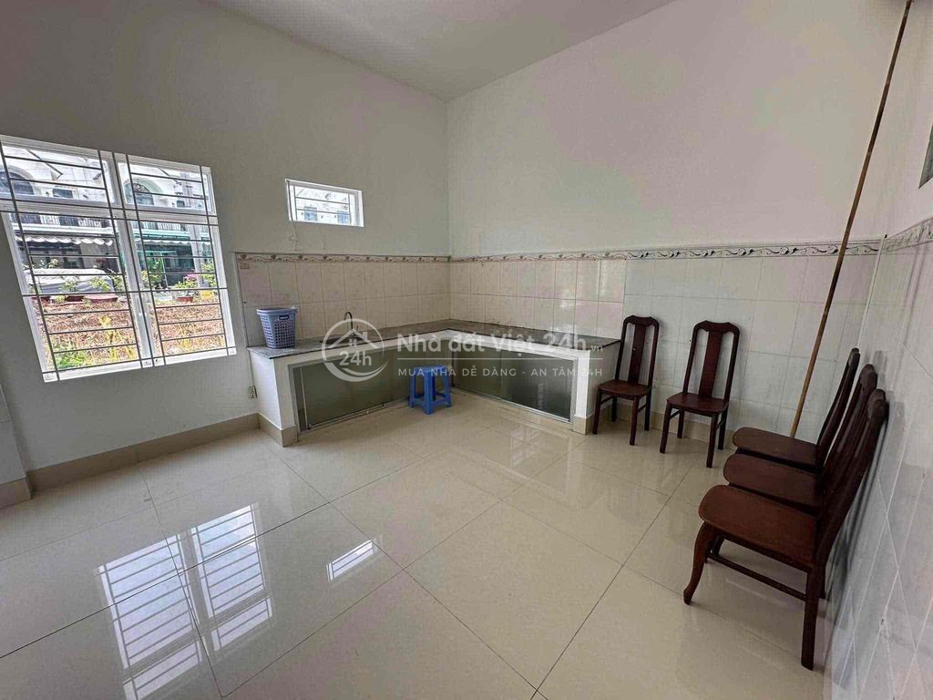 BÁN NHÀ ĐẸP TRONG KHU BIỆT THỰ NGỌC VÂN
