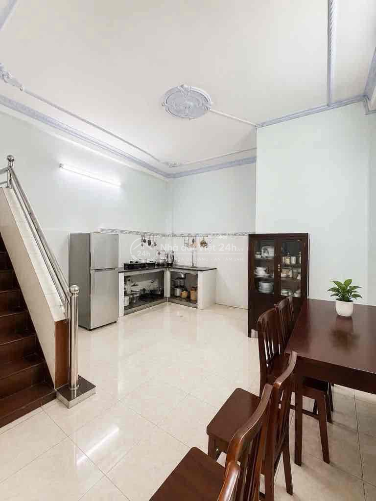 Chủ bán gấp hẻm xe hơi Tô Hiệu, Tân Phú, 55m2, Đúc BTCT , Nhỉnh 4 Tỷ