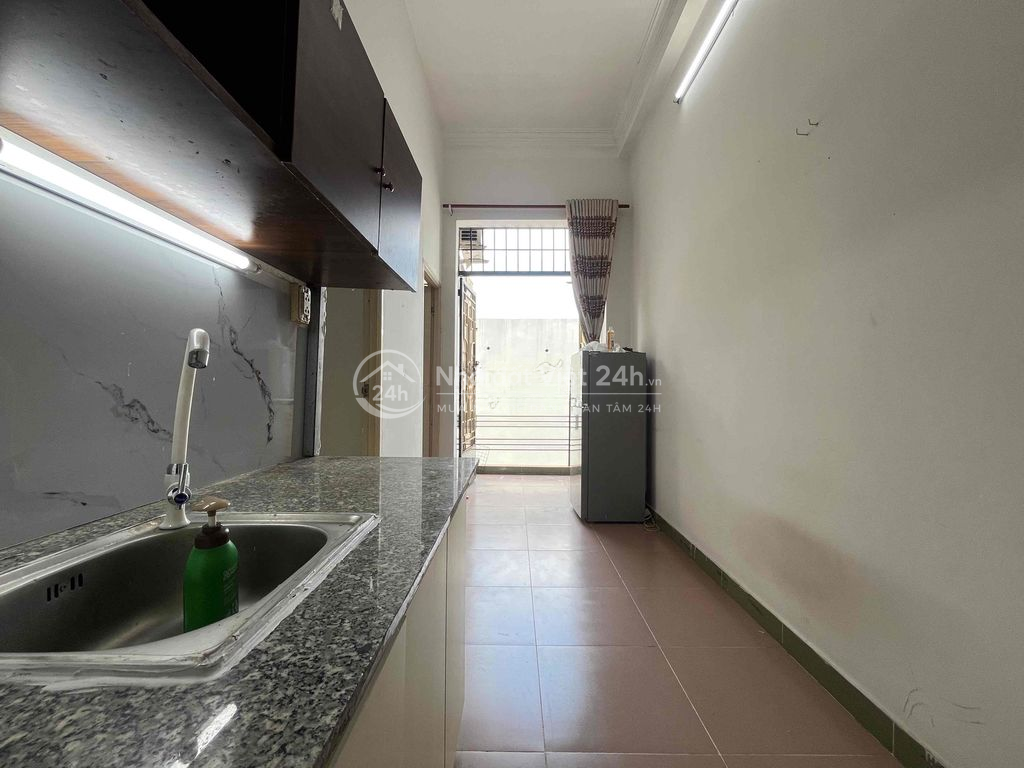 CHO THUÊ CĂN HỘ 2PN BAN CÔNG QUẬN 10 - FULL NỘI THẤT - KHÔNG GIỚI HẠN