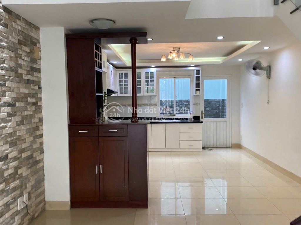 Bán nhà mặt tiền 4 tầng ở Võ Thị Đặng Tân Phong, Quận 7 giá 17,5 tỷ
