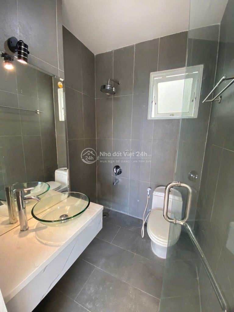 Bán nhà mặt tiền 4 tầng ở Võ Thị Đặng Tân Phong, Quận 7 giá 17,5 tỷ