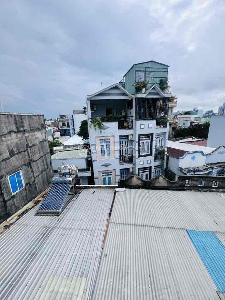 Nhà Đẹp Sổ Chung Bến Bình Đông Quận 8