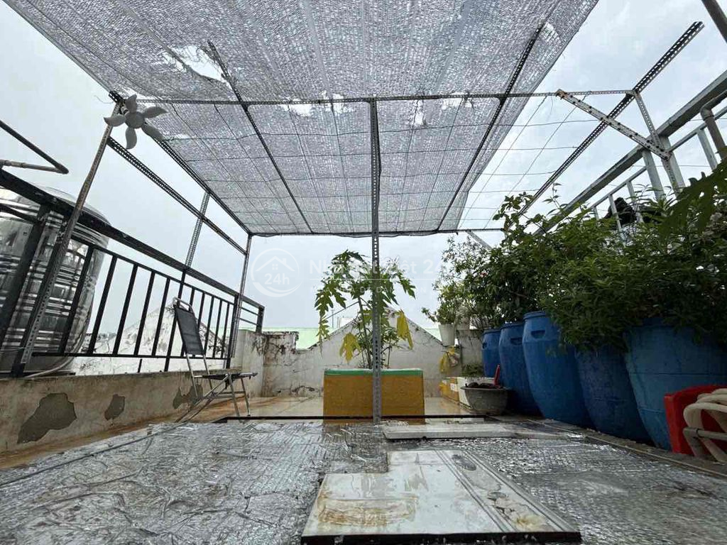 Nhà Đẹp Sổ Chung Bến Bình Đông Quận 8