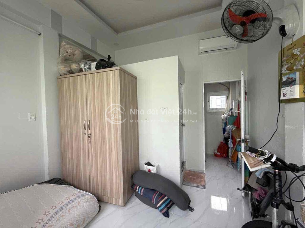 Nhà Đẹp Sổ Chung Bến Bình Đông Quận 8