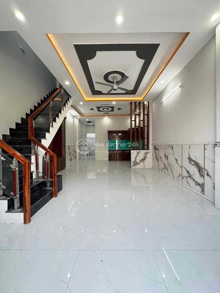 CHÍNH CHỦ BÁN NHÀ TẶNG NỘI THẤT