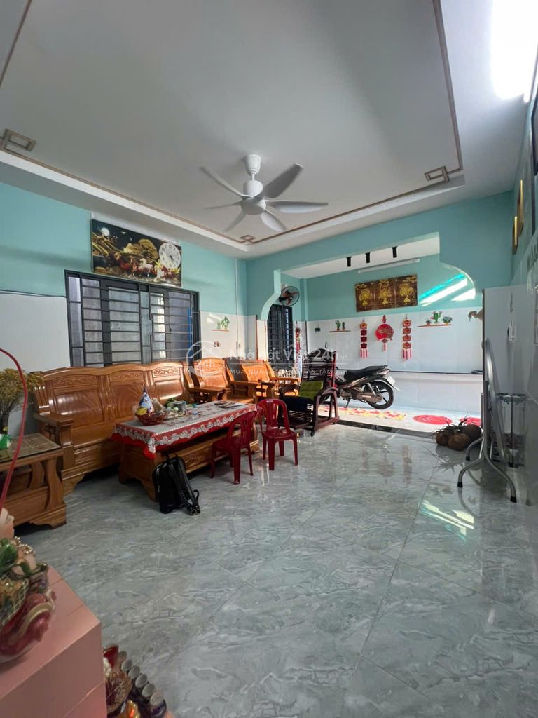 Nhà 2 tầng đúc kiến cố, 3PN ở liền, 4x13 Đường 8,Linh Xuân,Thủ Đức